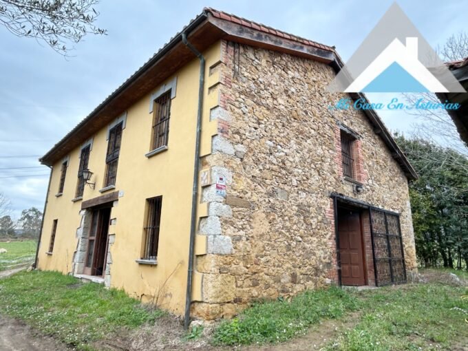 Preciosa Casa en Venta en Vidriera, Llanera, Asturias.