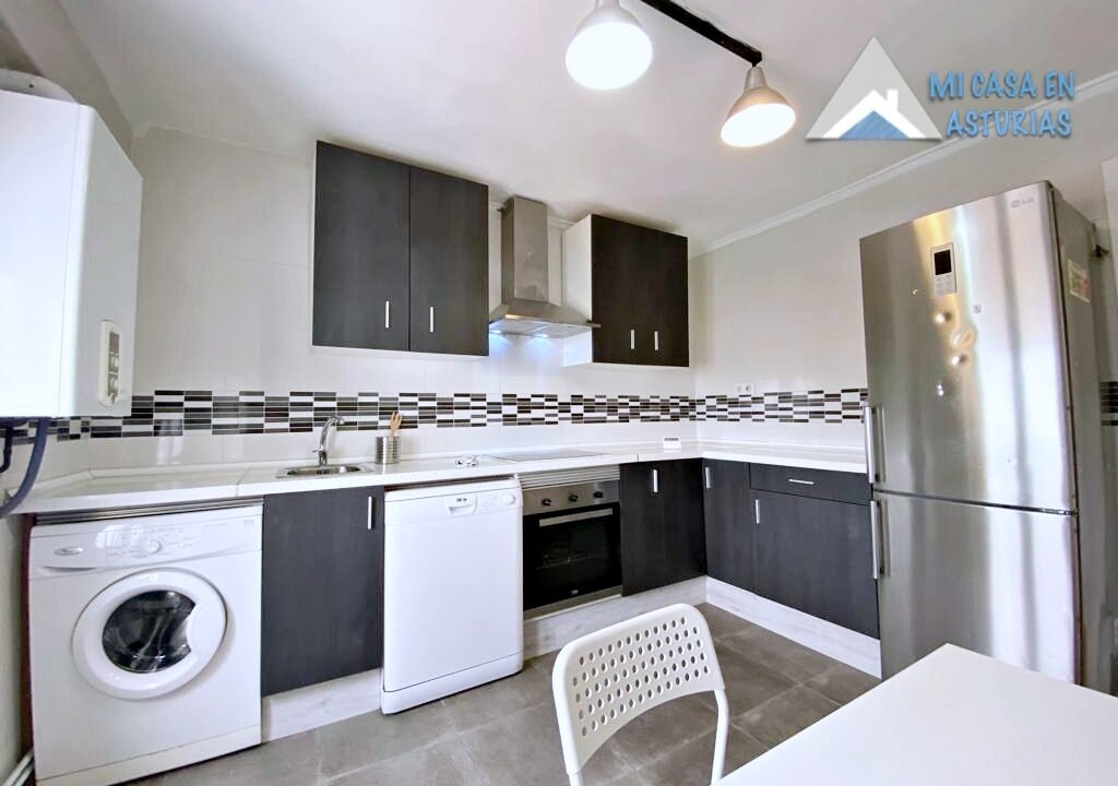 50a65581-bdc7-4ef9-bcd2-39b1c29fecef