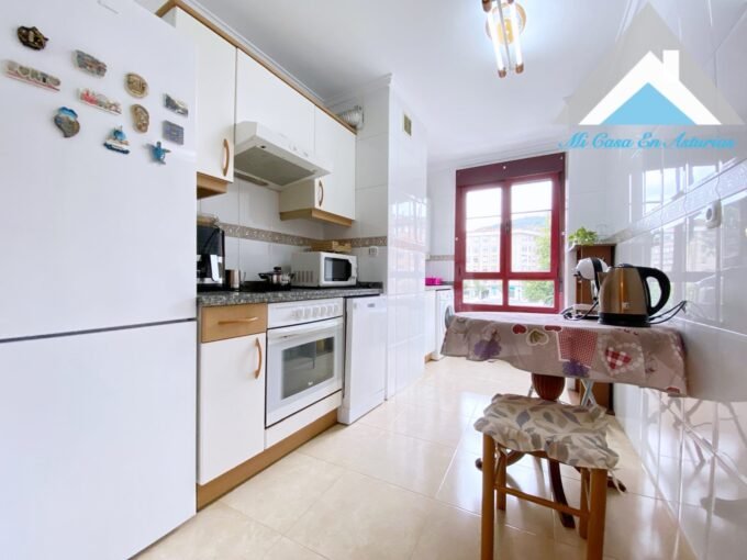 Venta de precioso Piso en zona Corredoria, Oviedo.