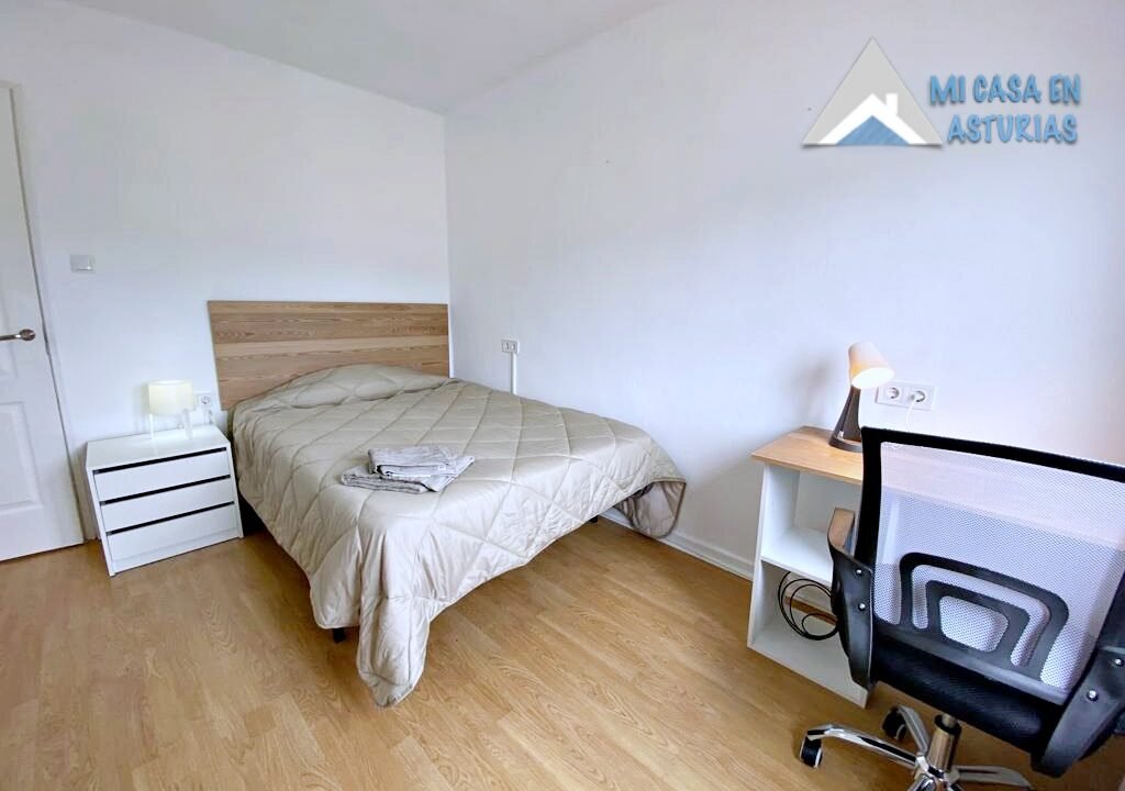 e174e561-47f5-412b-b806-9f230fb19e2a