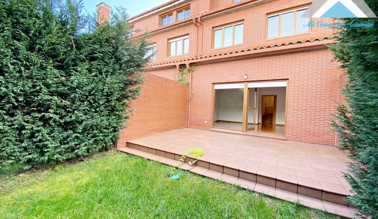 batch_1709c801-cdc9-4a8d-9690-e7f19317b146