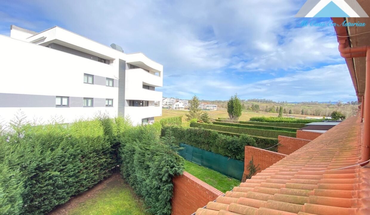 batch_8fc287a3-fd73-48c1-89cf-10eaea002ba8